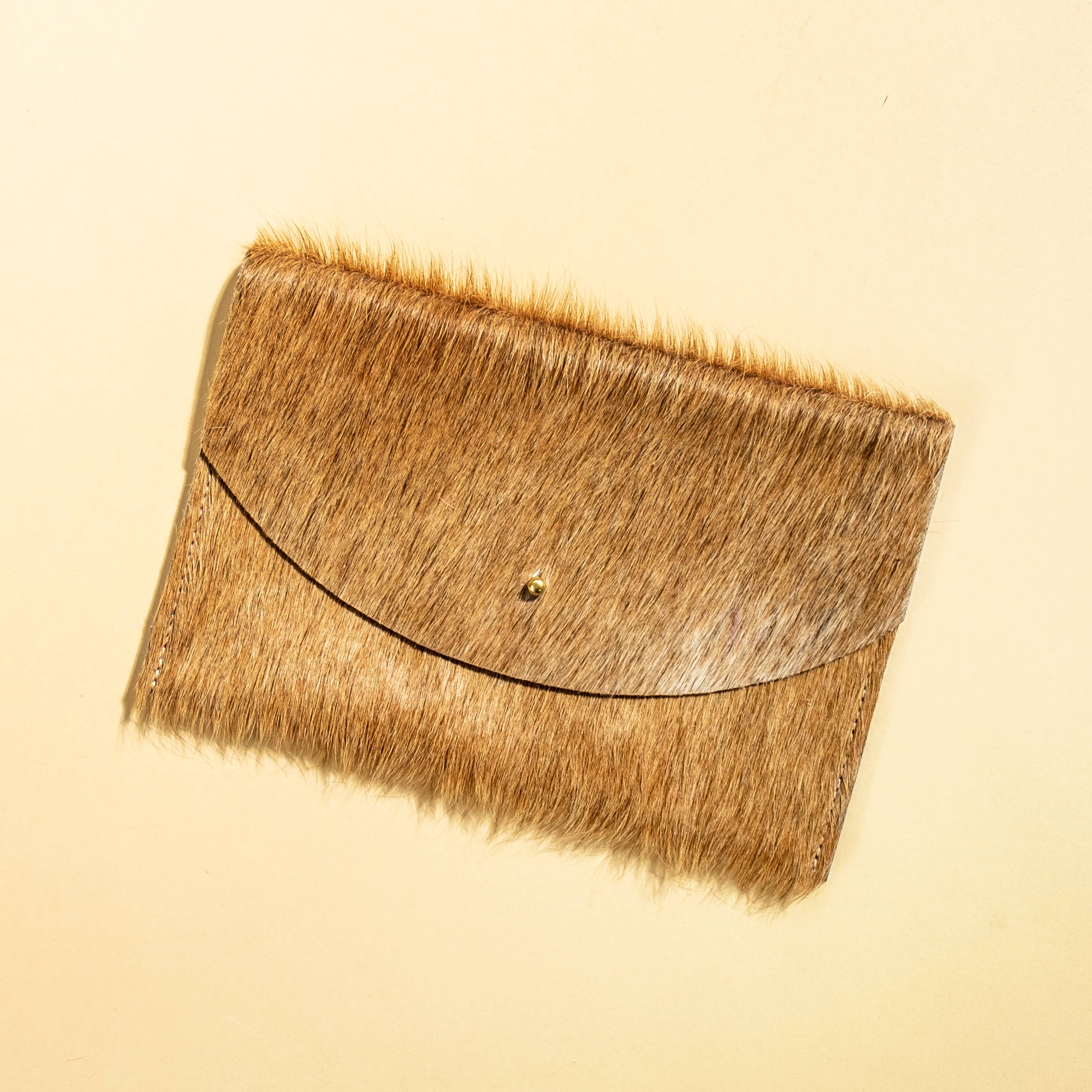 Primecut - Vente Pochette – femme - Pochette enveloppe - Poils caramel sur peau