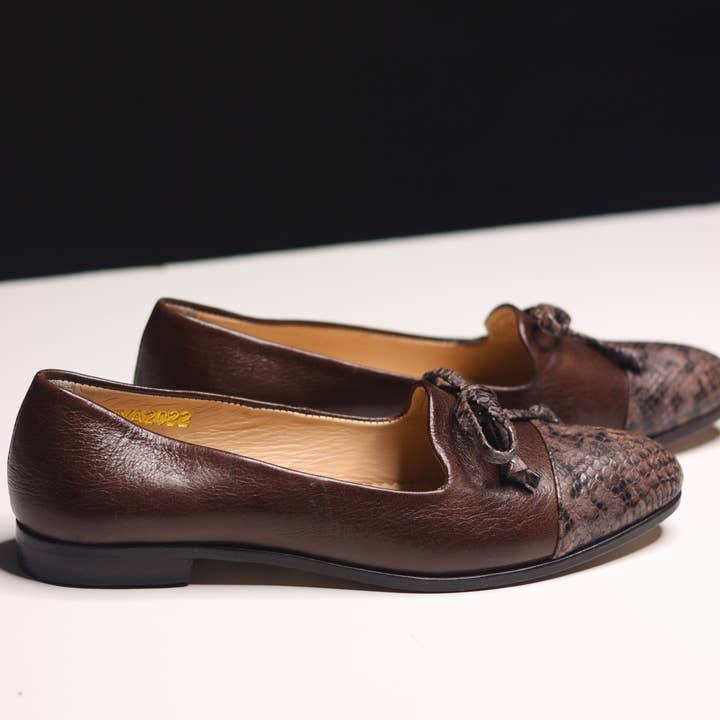 Nyashii – Engroshandel Flade sko - Dame – Fru Alice - Brun slange X Nyashii
