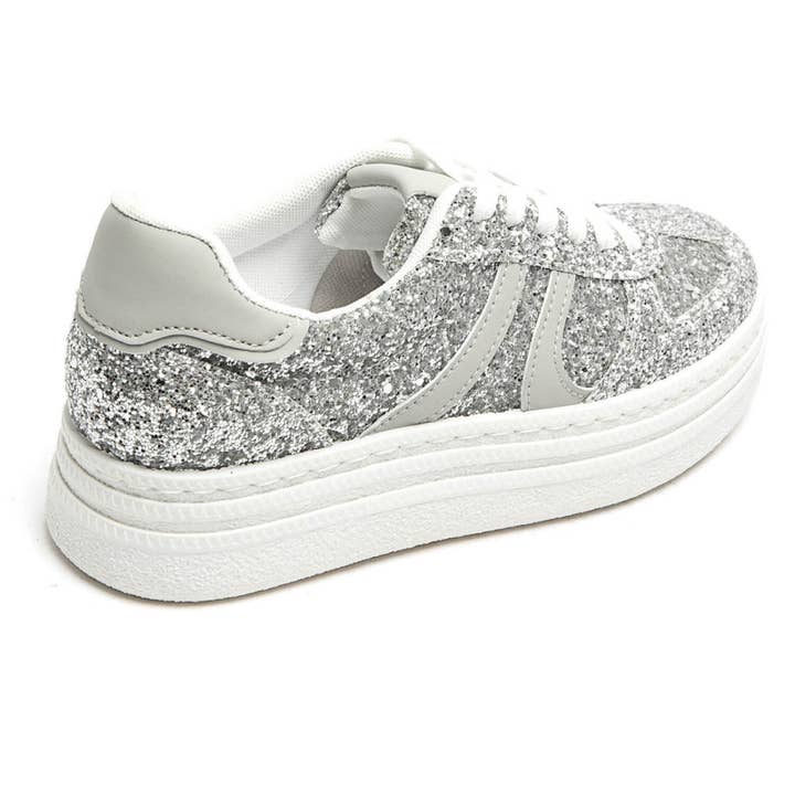 Glitrende sneakers model 8911 fra idealshoes for engroshandel hos idealshoes
