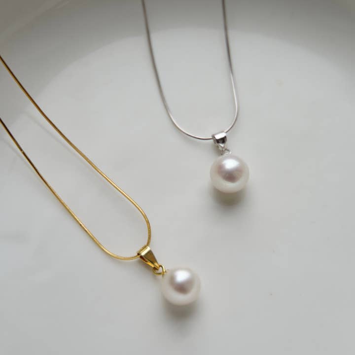 Singular Necklace for wholesale by Findingyoyo