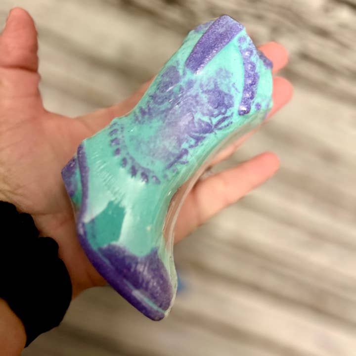 Southern Fleek Bath LLC - Wholesale Bath Bomb/Fizz - Cowgirl Boot Bath Bomb1