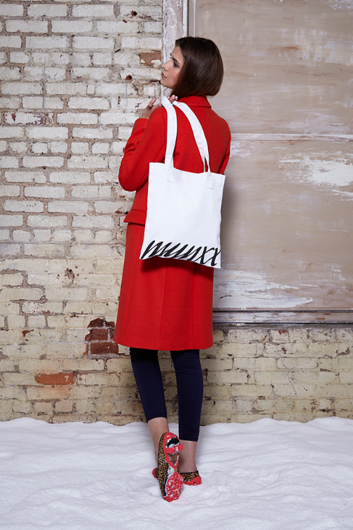 Mynxx Ice Grips - Wholesale Tote Bag - Women's - Mynxx Winter Ice Grips for Women - Canvas Tote Bags0