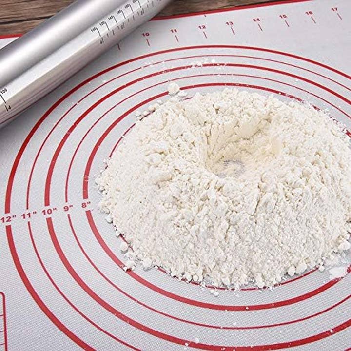 Vigor Path - Wholesale Baking Sheet/Mat - 2 Pack - Non-Stick Silicone Baking Mat - (15.7'x19.7'inch) Pastry Mat with Measurements Perfect for for Pizza, Cake, Fondant, Cookies and Bread Making - Medium