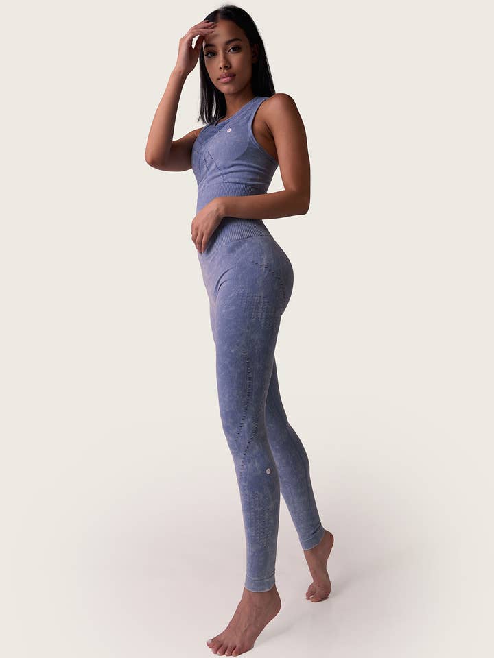 Blue 3D seamless compressive set, Stone for wholesale on Faire0