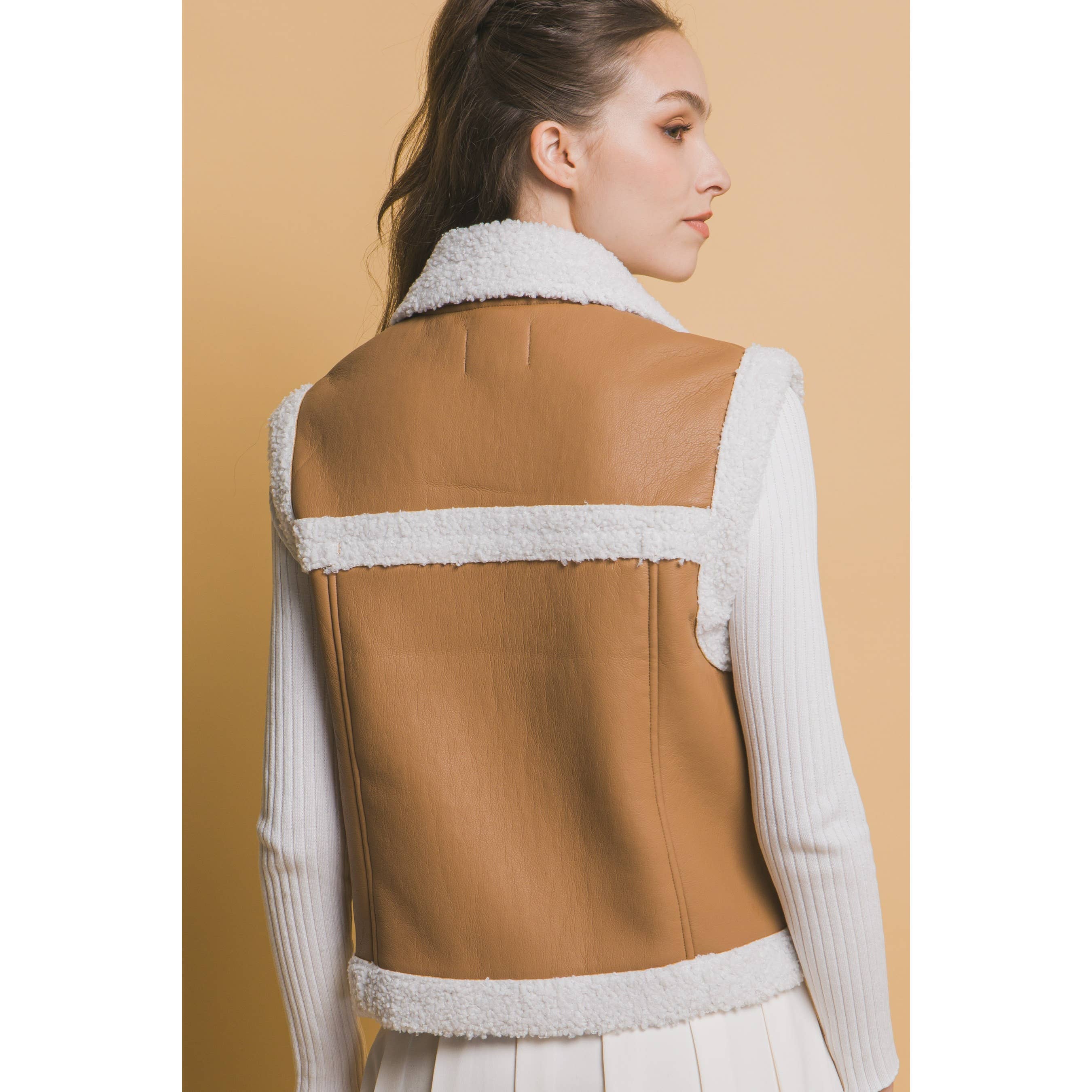 HiteJeans – wholesale Väst - Dam – PU Faux Läder Sherpa Trim Vest8