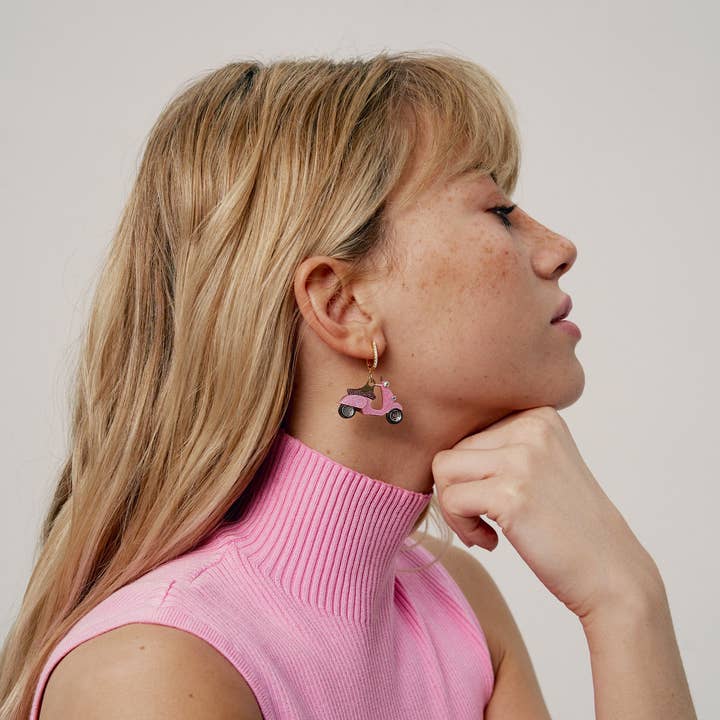 Vespa rouge pour la vente par kiwipomelo