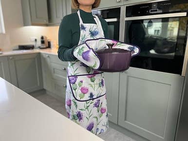 Dublin Gift Company - Wholesale Apron - Samuel Lamont Scotish Thistles Cotton Apron