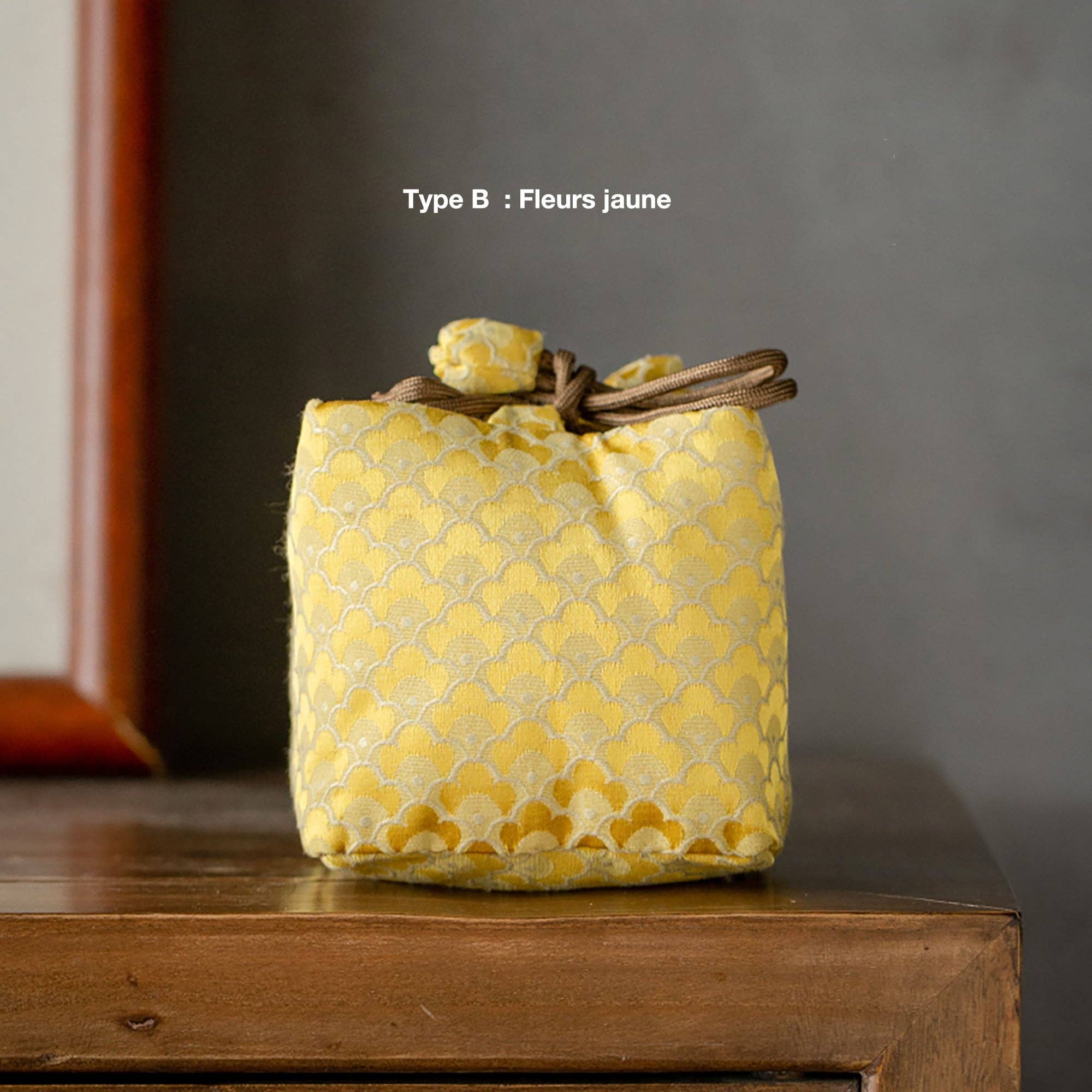 MinoCraft - Wholesale Pouch - Women's - brocade tea accessories storage bag1