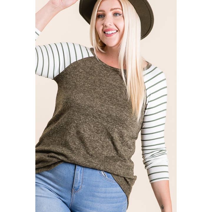 Top a tunica Plus in tinta unita e a righe a contrasto per la vendita all'ingrosso da parte di Reborn J