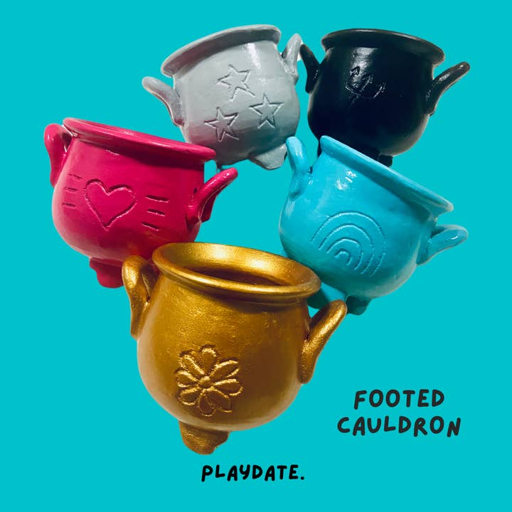 Footed cauldrons  for wholesale by Playdate