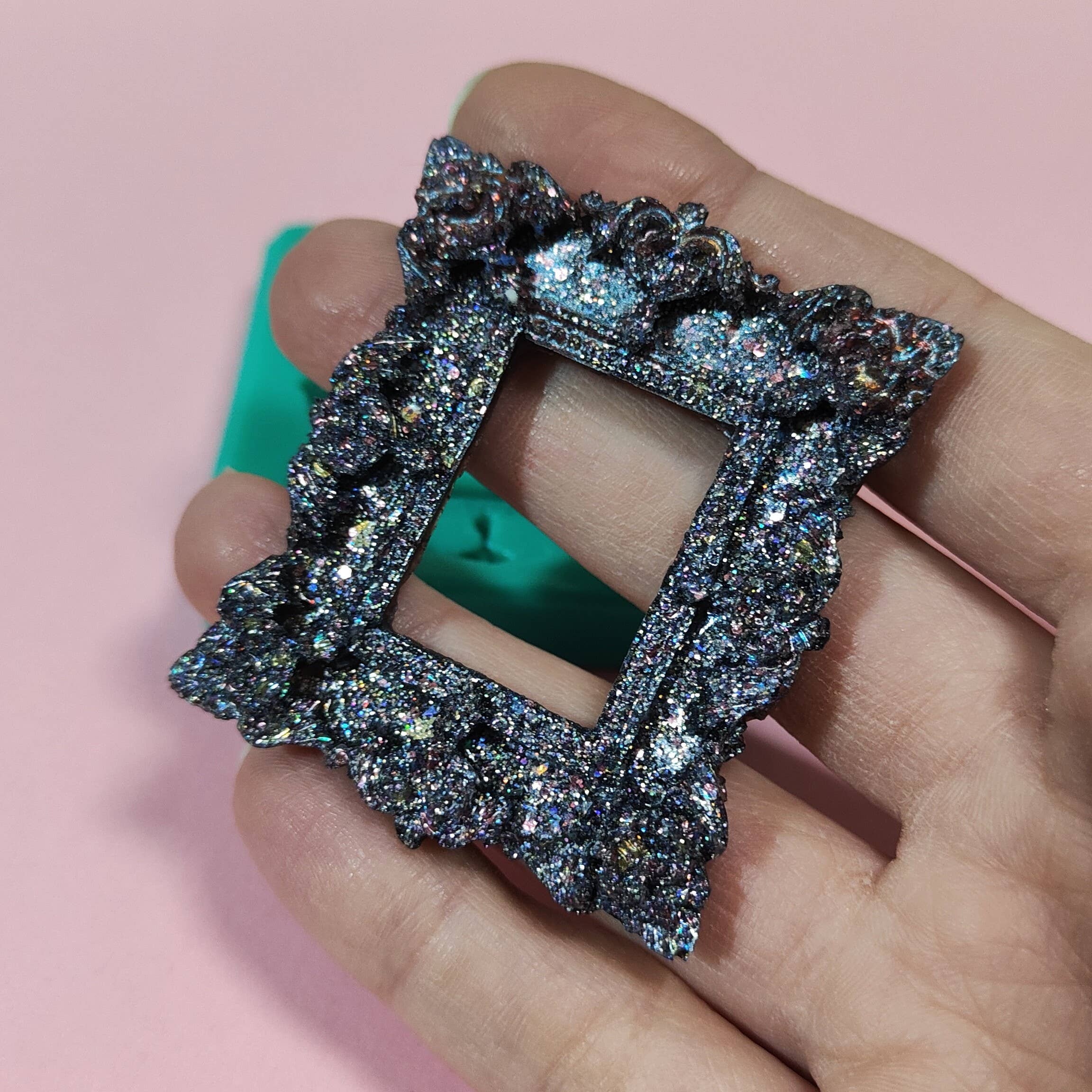 Serena Creazione di Serena Stampone - Wholesale DIY Craft Kit - Decorative Frame Mold in silicone for resin, wax, and plaster5