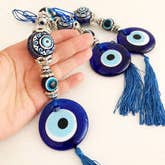 Evil Eye wandhanger met keramische bal voor wholesale door Evileyefavor