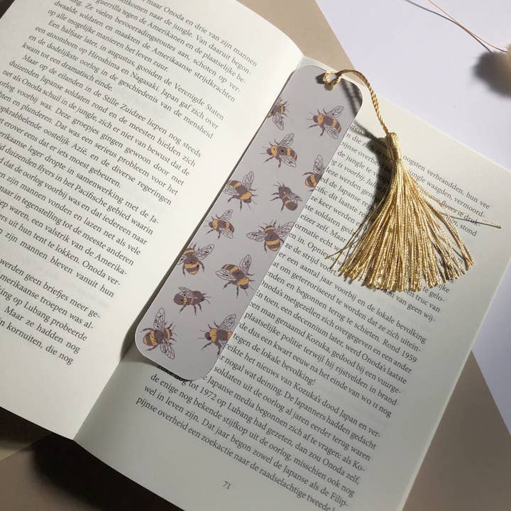 T's Stationery - Wholesale Bookmark - Gold Foiled Book Mark With Bees3