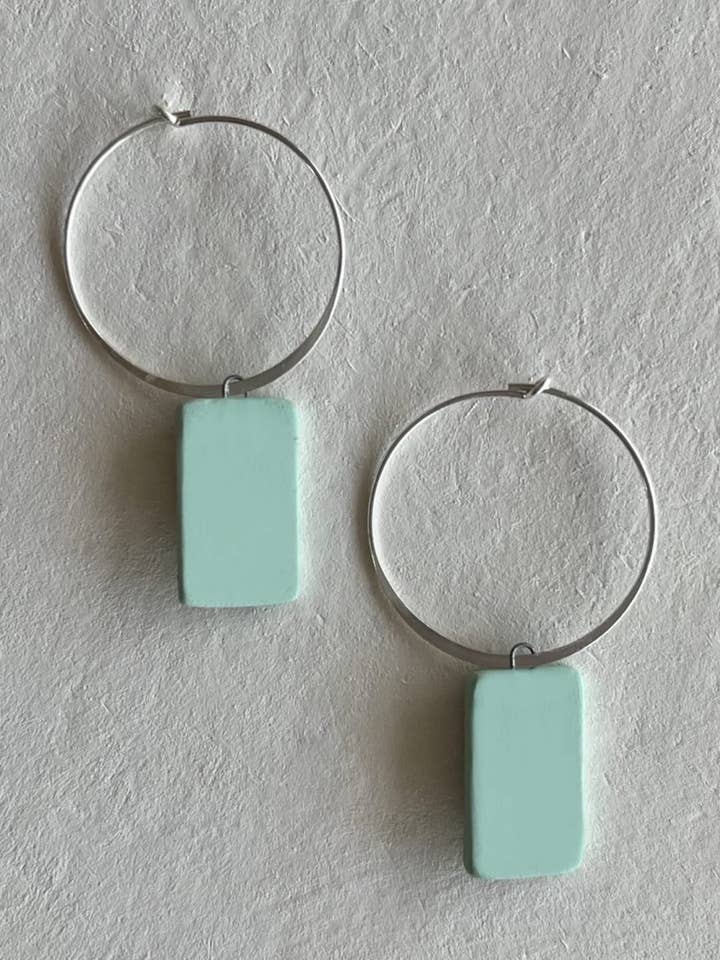 Cerceaux et rectangles | Sage pour la vente par Clay by Shay