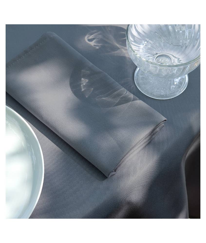 Barceló Hogar - Wholesale Tablecloth - “Mariola” Dark Tablecloth1