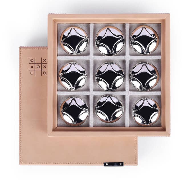 Leisure Tic Tac Toe for wholesale by Taamaa