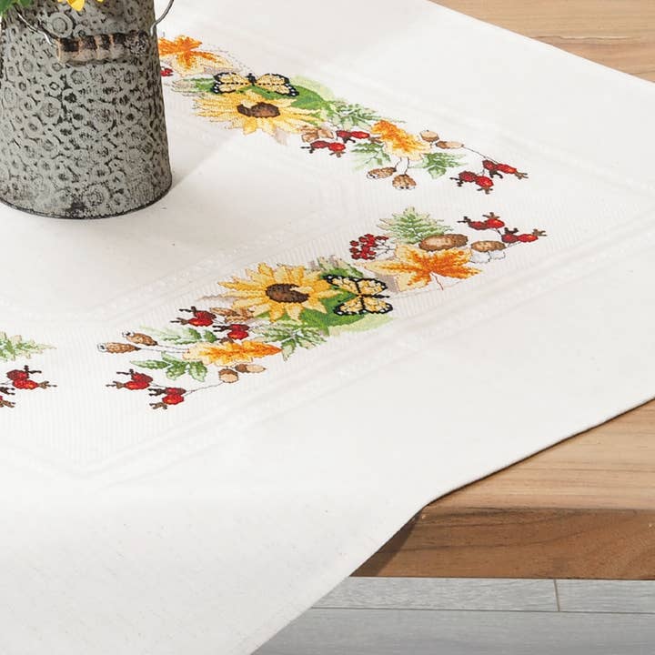 Duftin – Engroshandel DIY-hobbysæt – Efterår sommerfugl korssting DIY bordtopper kit