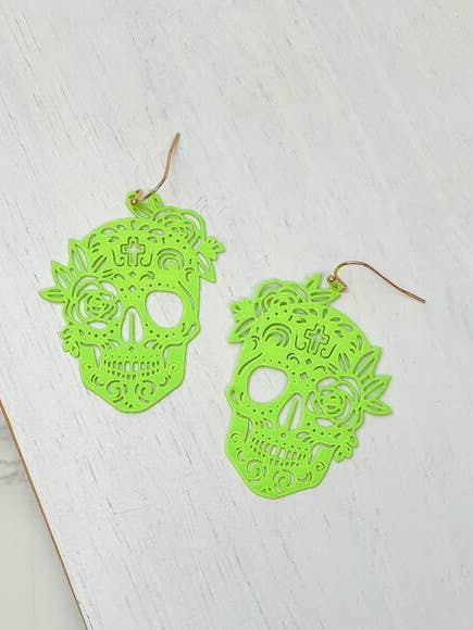 Kraniet erklæring dingle øreringe for engroshandel hos Prep Obsessed Wholesale