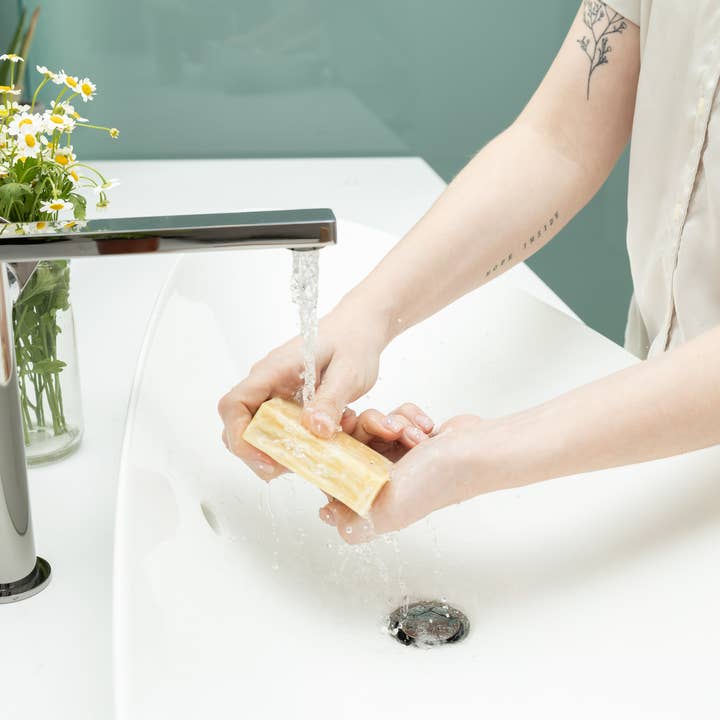 HandCraft Skincare - Wholesale Bar Soap - Chamomile + Aloe Soap7