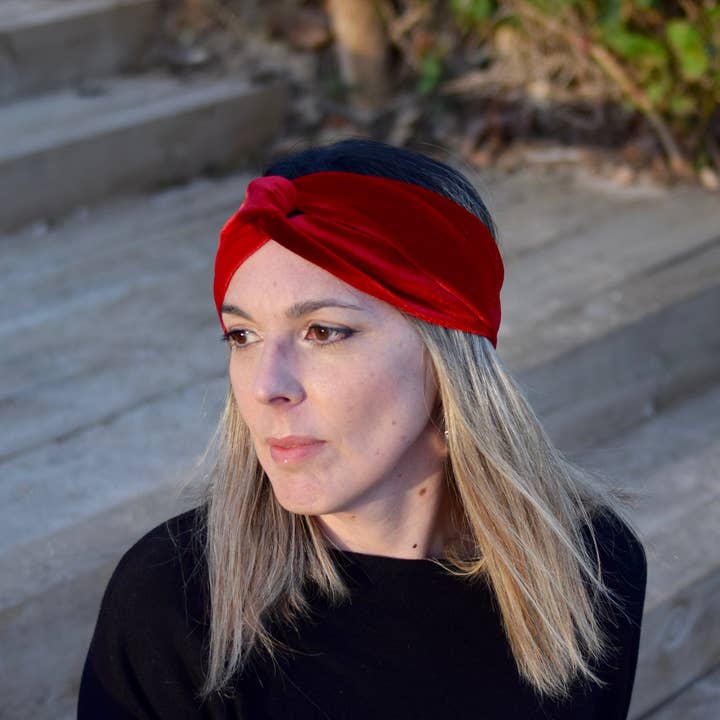 Petitama – Großhandel Fashion-Stirnband – Damen – Turban-Stirnband aus rotem Samt für Frauen1