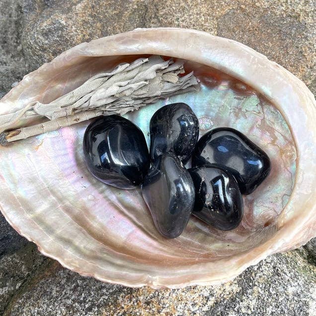 Bodhi Leaf Market - Wholesale Spiritual Stone/Crystal - Polished Onyx Crystals - Size Comparison Available