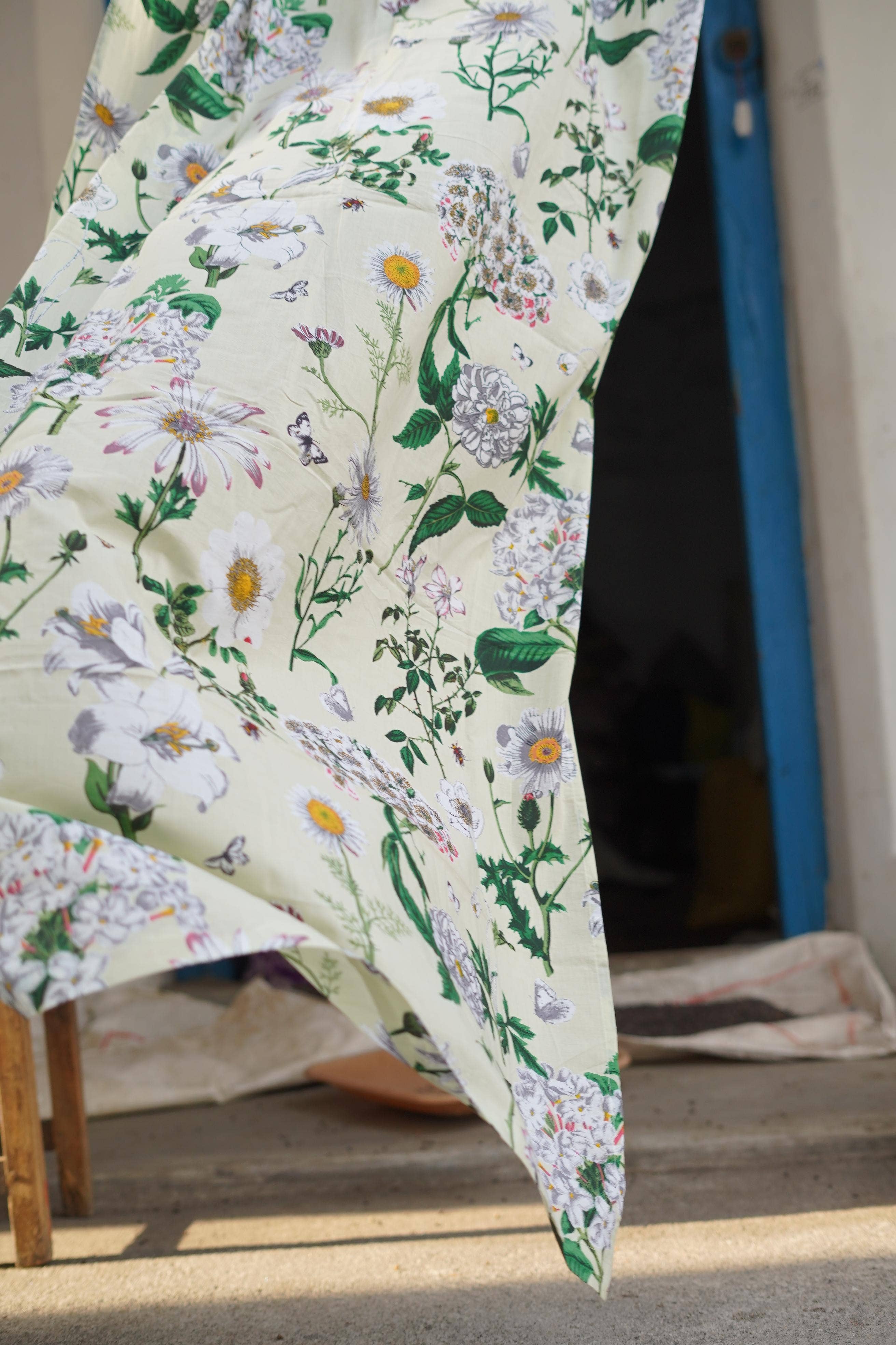 Annahmol - Wholesale Curtain - Vintage Inspired Botanical Sheer Curtains: Assorted Prints57