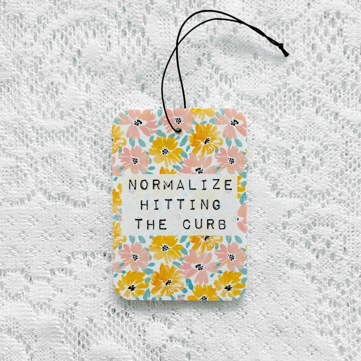 Normalisera Hitting The Curb-luftrenare för wholesale av My Cheeky Darling Shop