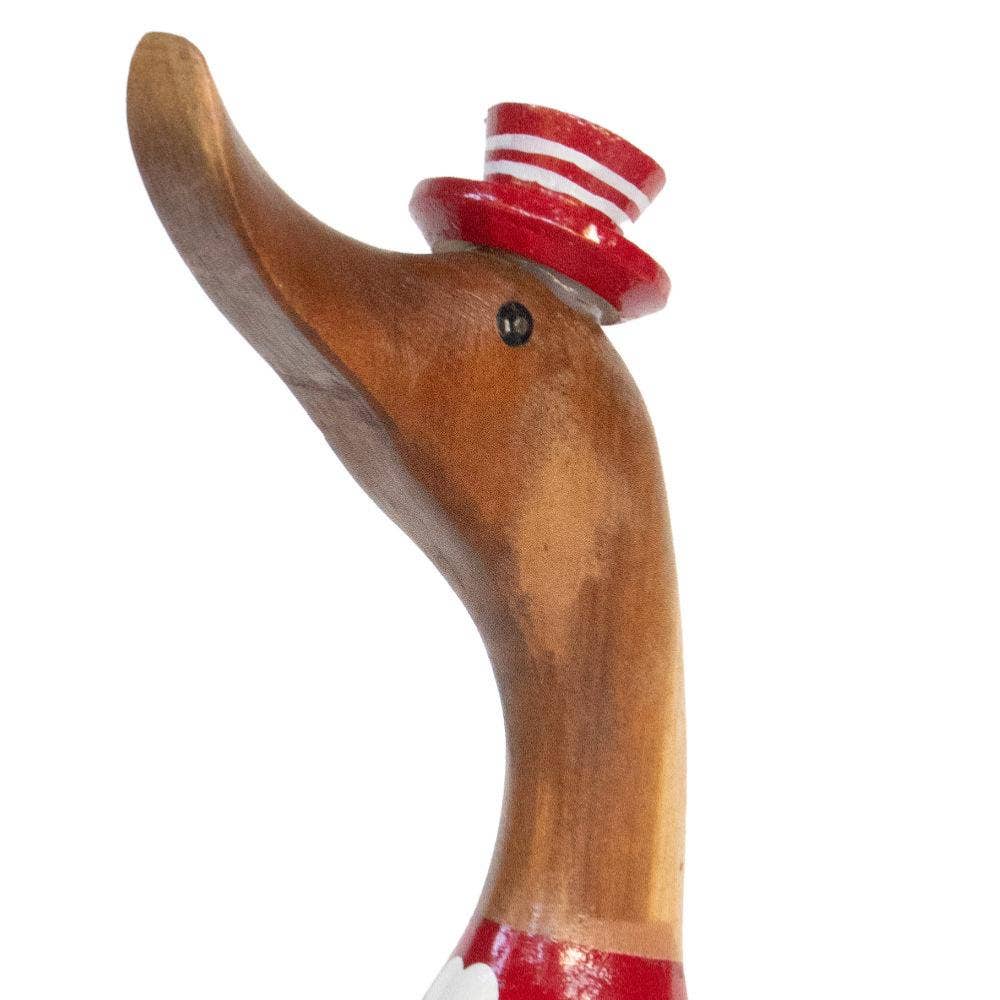 Shared Earth - Wholesale Decorative Figurine - Duck Red with Hearts Bamboo Root 44cm1
