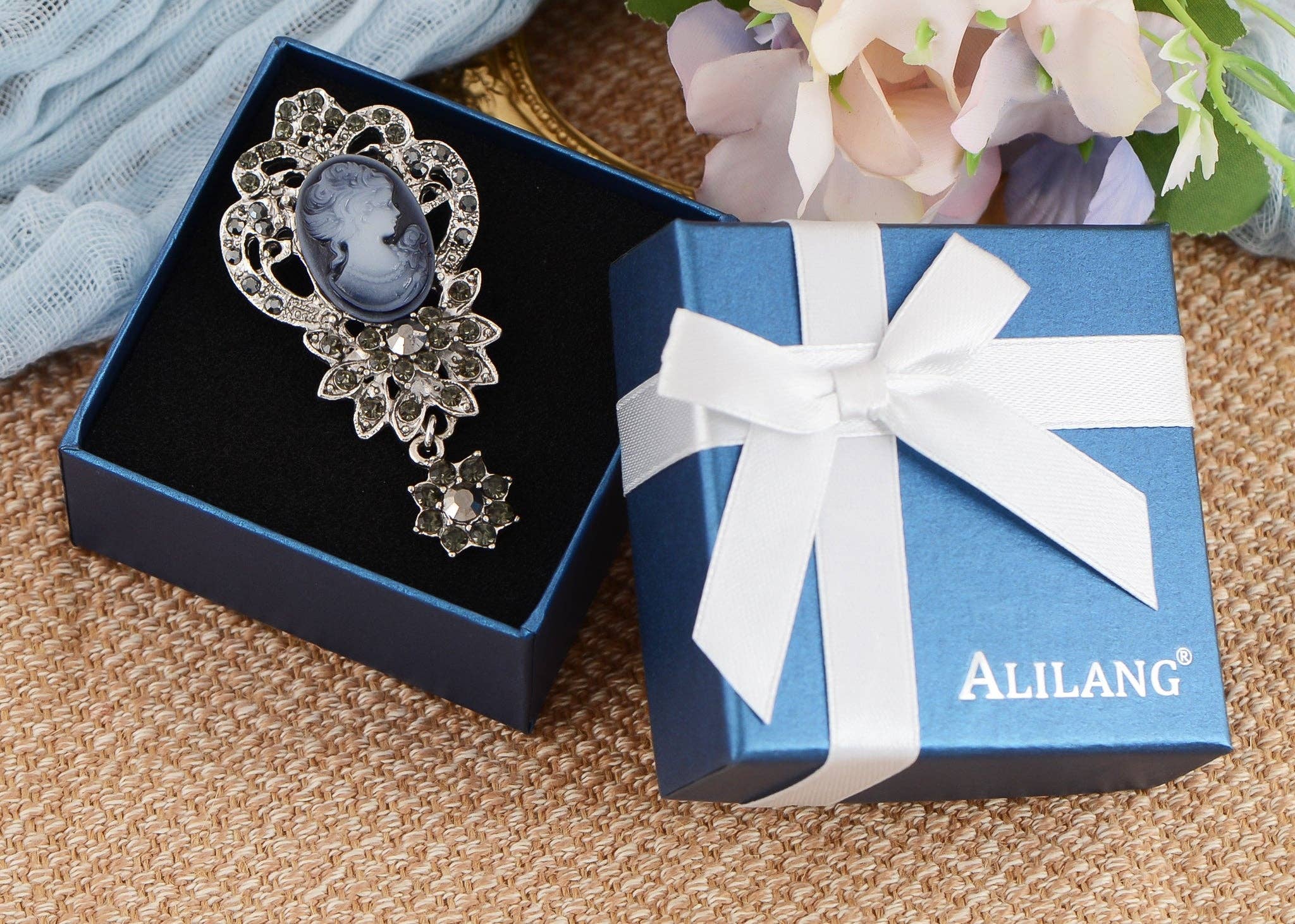 AK Brand - Wholesale Brooch - Vintage Crystal Rhinestone Victorian Cameo Brooch Pendant7