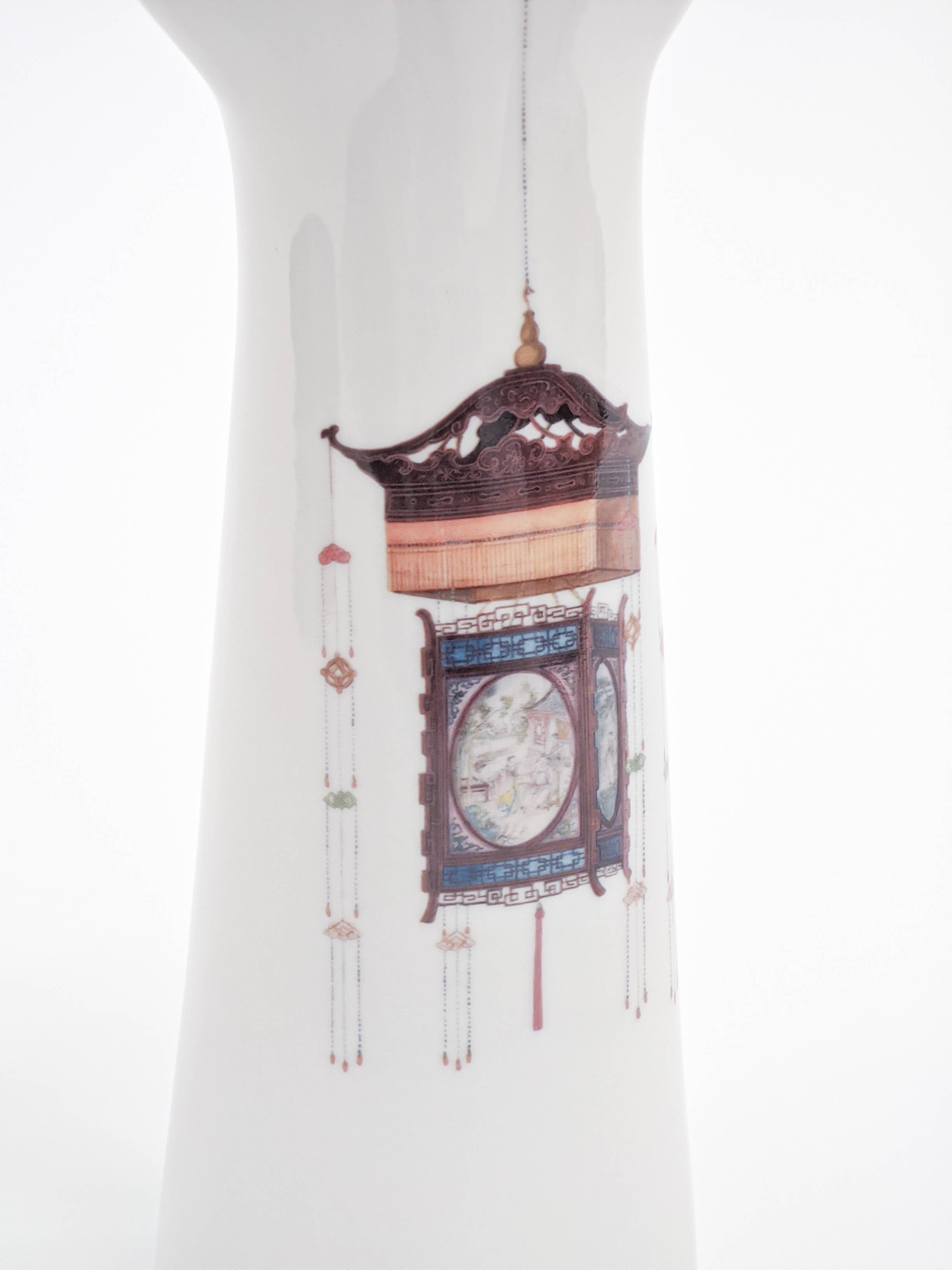Vito Nesta Grand Tour - Wholesale Decorative Tabletop Object - Anatomical, porcelain hand decorated with Chinese lanterns4