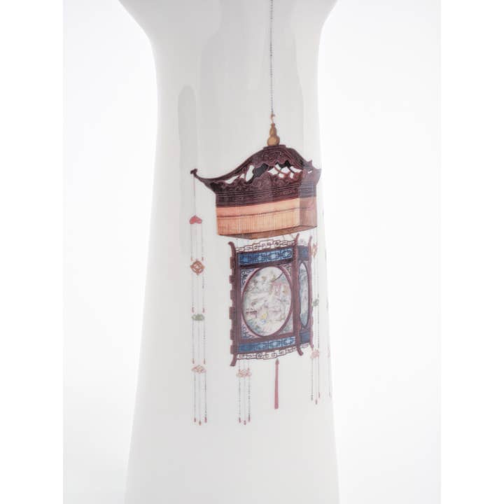 Vito Nesta Grand Tour - Wholesale Decorative Tabletop Object - Anatomical, porcelain hand decorated with Chinese lanterns4