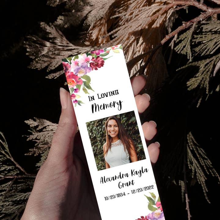 Marcador conmemorativo o conmemorativo floral (editable) para venta al por mayor de TipsyCards