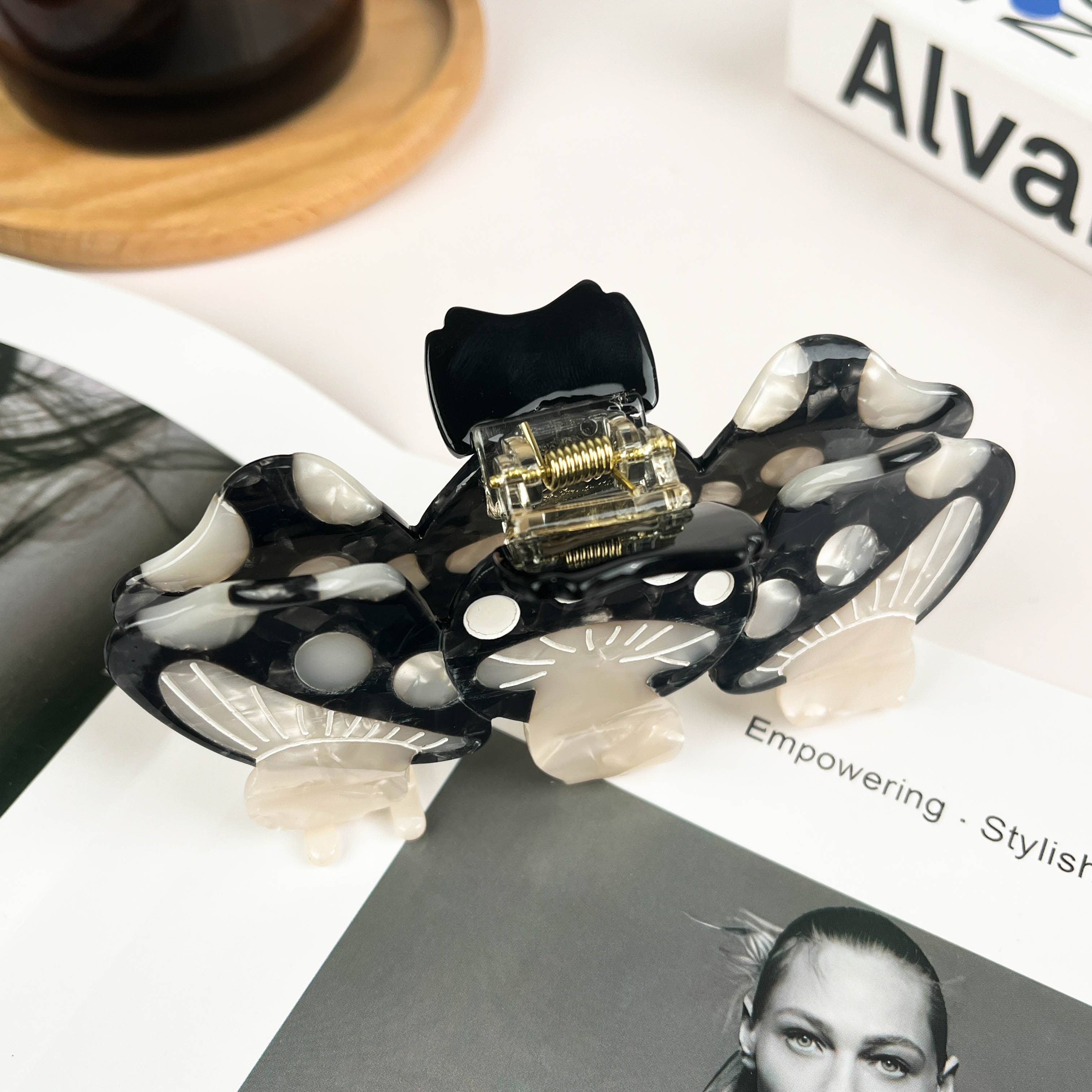 TheDivaSoap - Wholesale Hair Clip - Women's - Mushroom Hair Clip,Cute Hair Accessories1