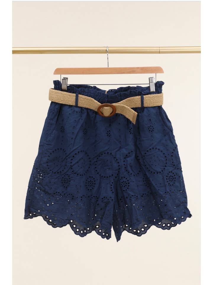 LÉA & LUC - Wholesale Shorts - Women's - Broderie anglaise shorts in 100% cotton REF. 250246