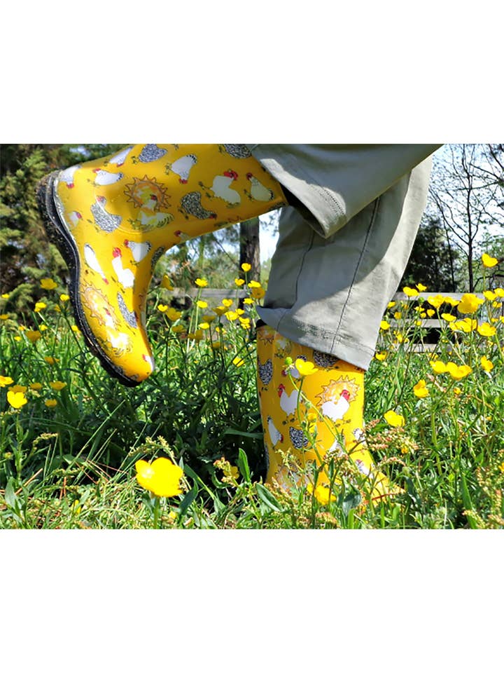Sloggers - Vendita all'ingrosso Stivali da pioggia - Donna - Stivali da pioggia e da giardino da donna, con stampa di pollo, giallo2