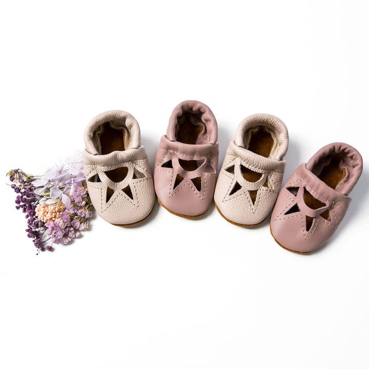 Scarpe SUNRISE per Bambini e Neonati in Ostrica e Rosa Polvere per la vendita all'ingrosso da parte di Starry Knight Design