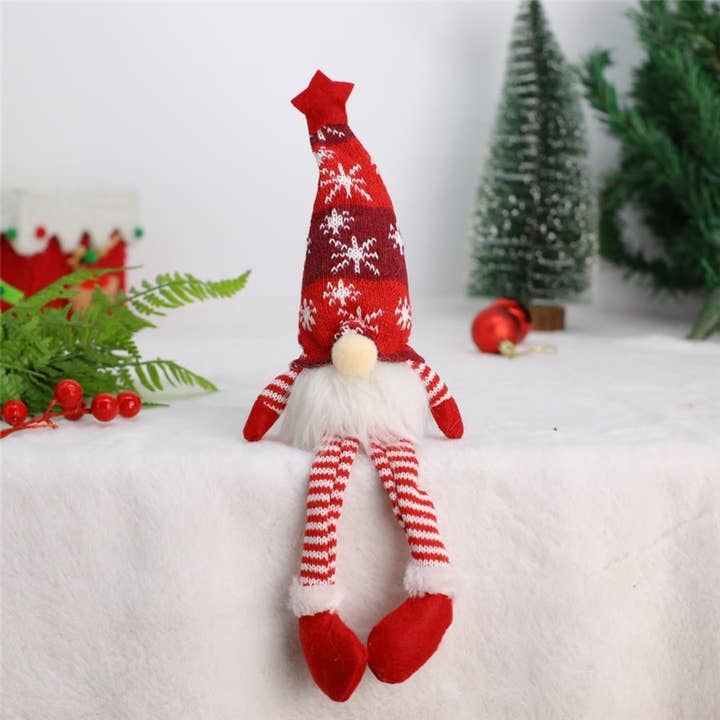 FurDecoration – Großhandel Verzierung – Weihnachtsstrickmütze mit leuchtendem Rudolph-Ornament5
