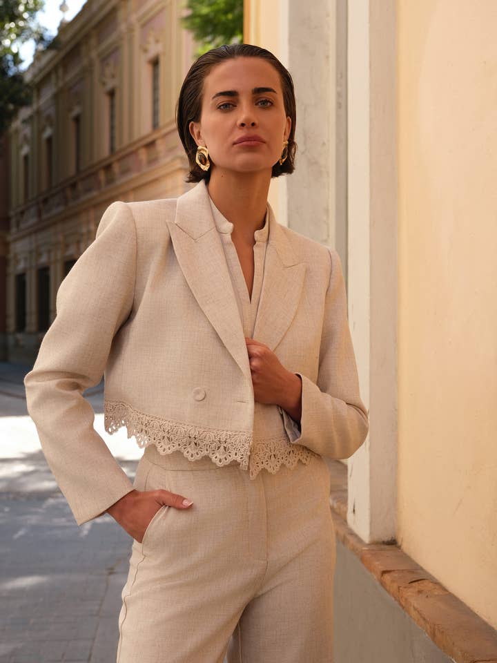 Casaco curto com renda V362 por atacado de LULUMARY