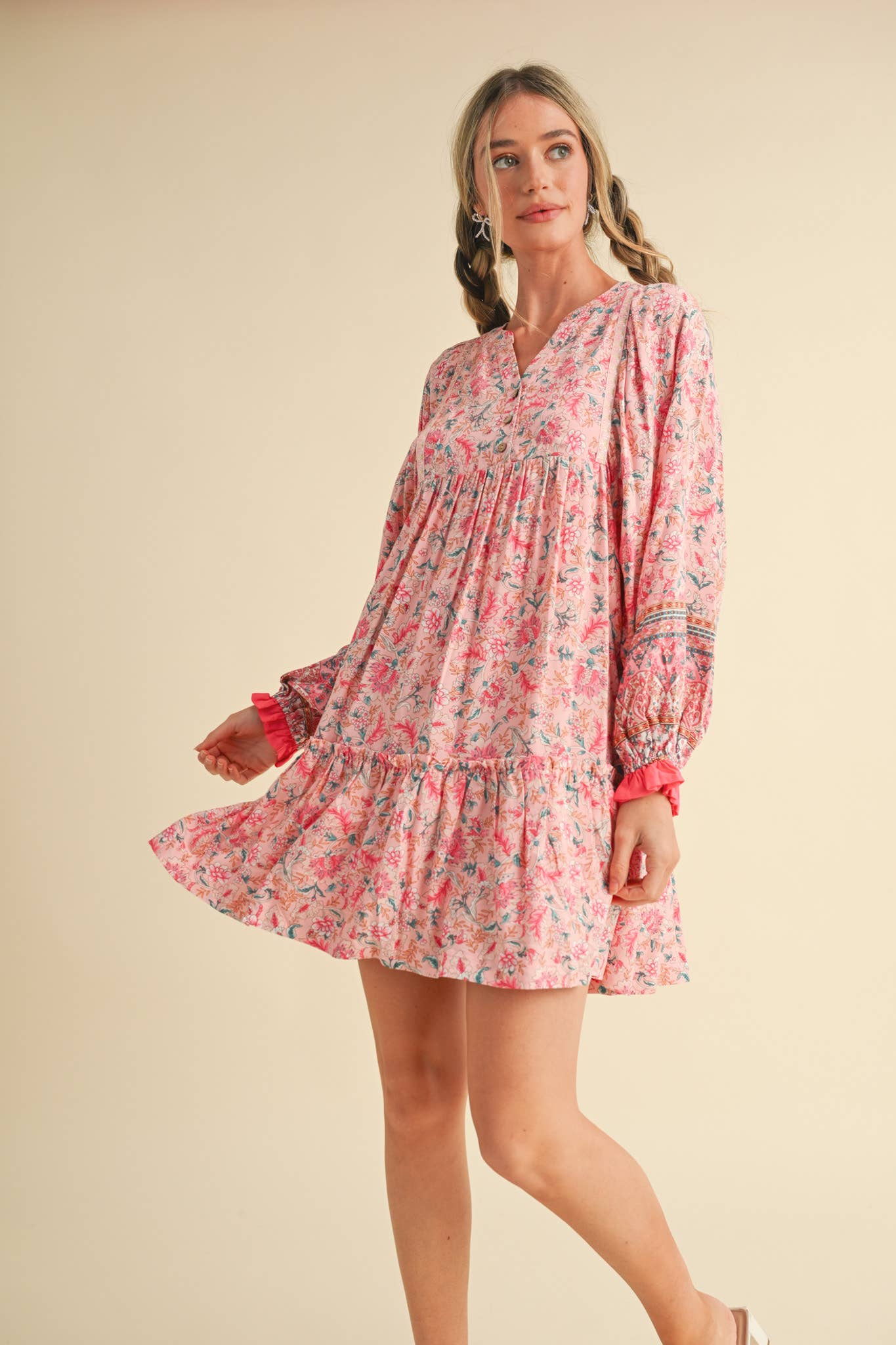 &MERCI - Wholesale Dress - Women's - EXCLUSIVE PRINT PUFF SLEEVE TIERED BABYDOLL DRESS MDR349024