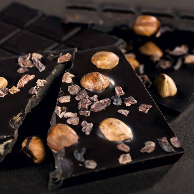 Cocoa Loco – wholesale Chocolate bar – Dark Chocolate, Cocoa Nibs & Hazelnut Bar – 100g5