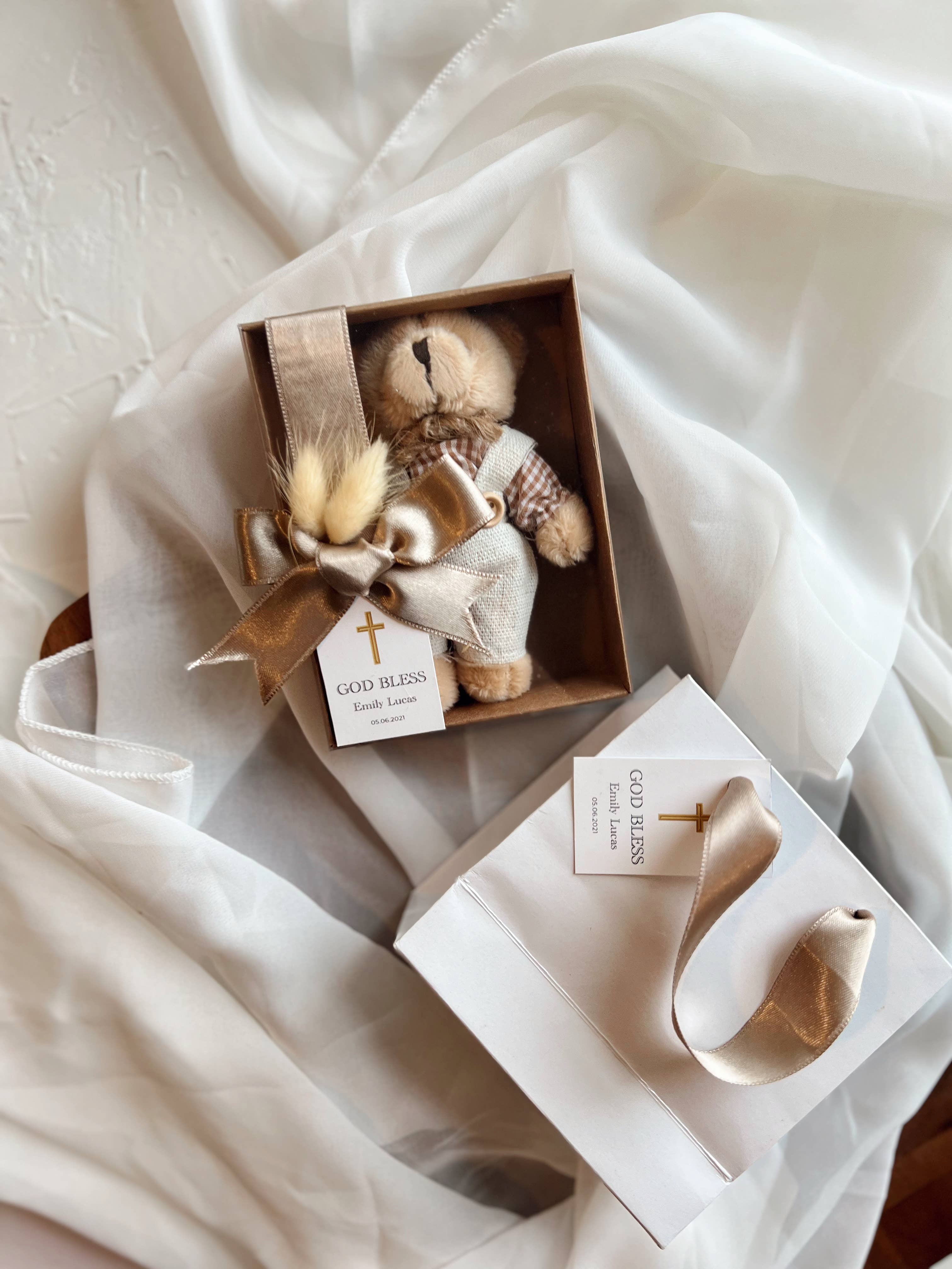 Uniq Favors – Engroshandel Nøglering - Dame – Teddy-nøglering som gave, babyshowergave med personlig navn - We Can Bearly11