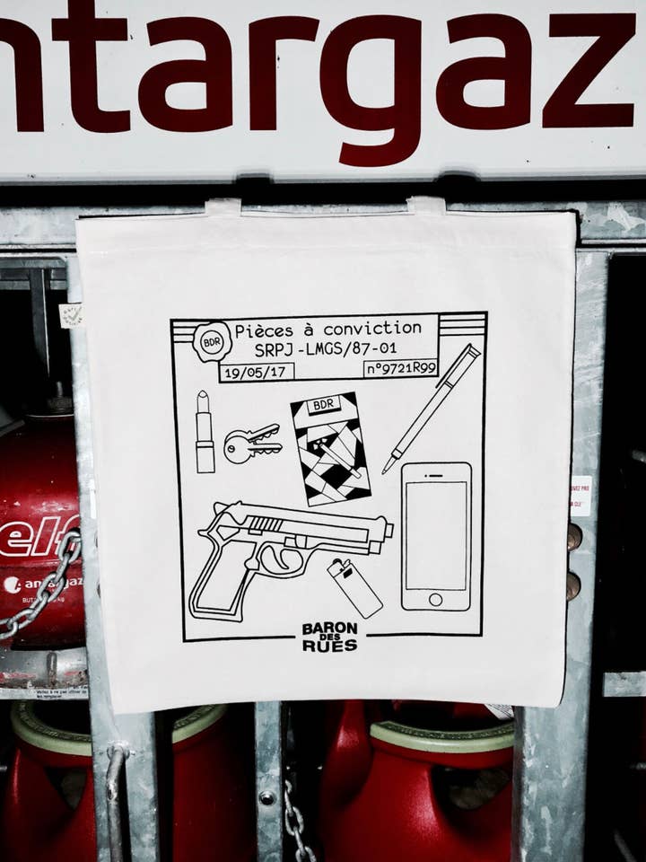 Pièces à conviction pour la vente par Baron des rues