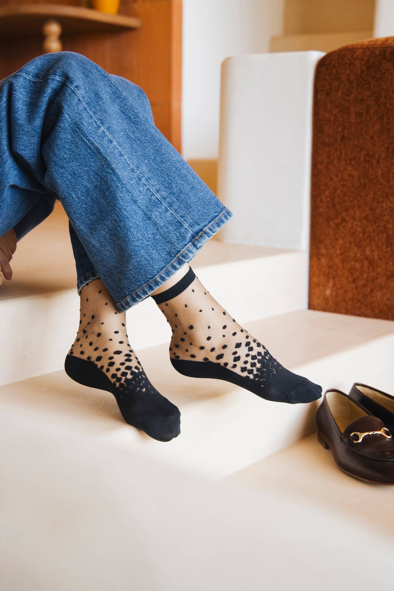 Atelier St Eustache - Wholesale Socks - Women's - NAKAMEGURO BLACK • Women's transparent plumetis socks6