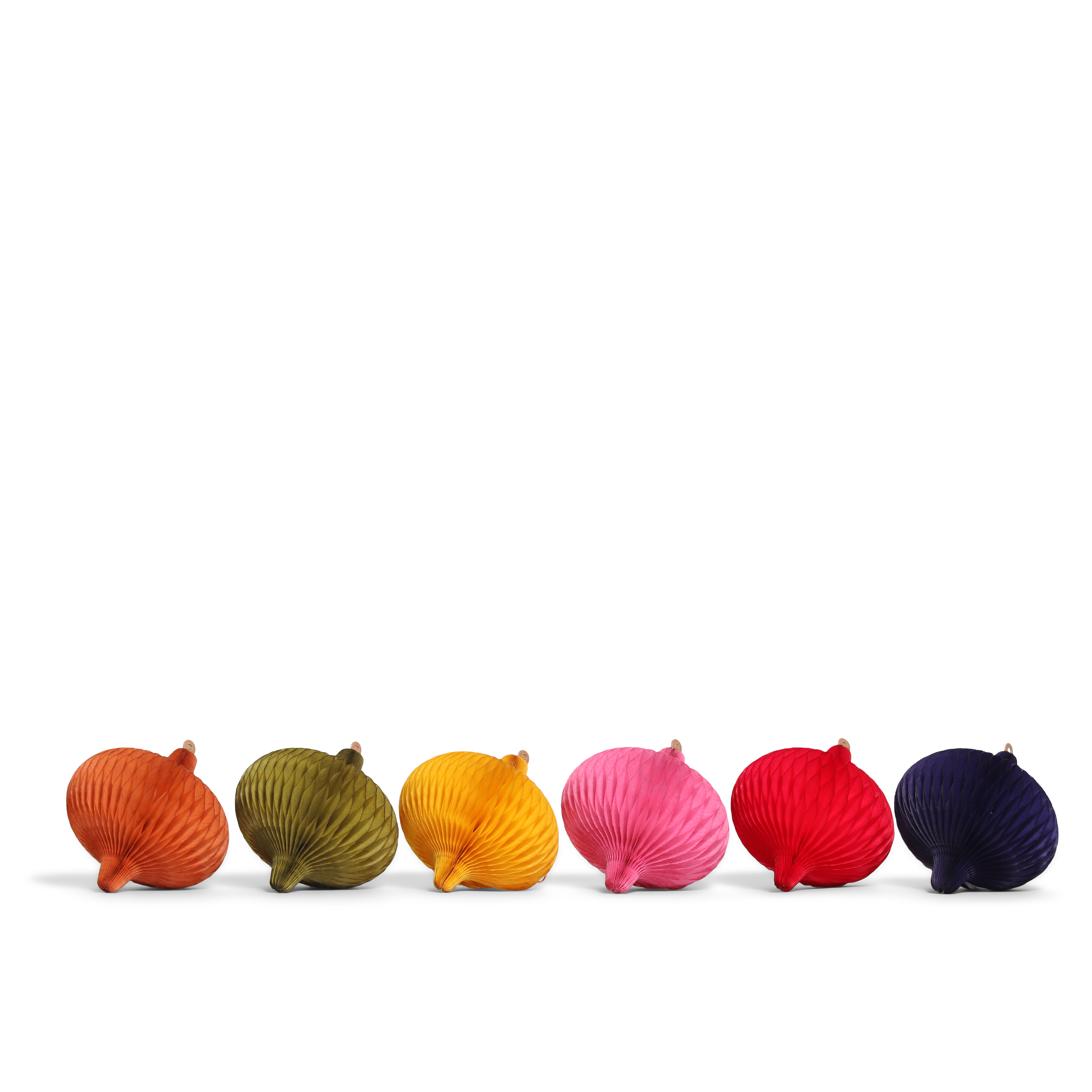 studio THIE - Wholesale Decorative Tabletop Object - Honeycomb Onion 8cm Festive Set of 60