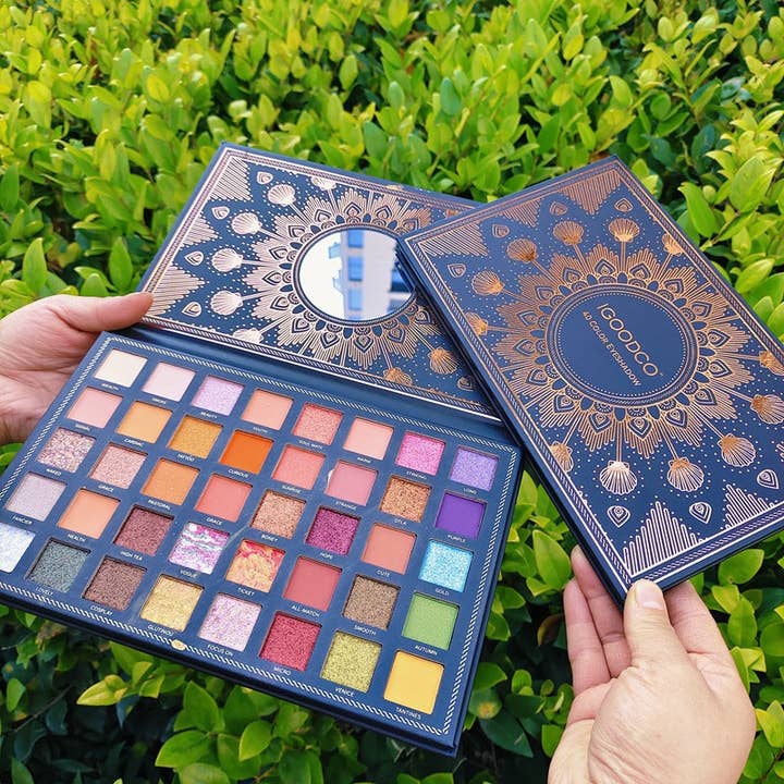 FurDecoration - Wholesale Eyeshadow Palette - Glitter Eyeshadow Palette - 40 Vibrant Colors2