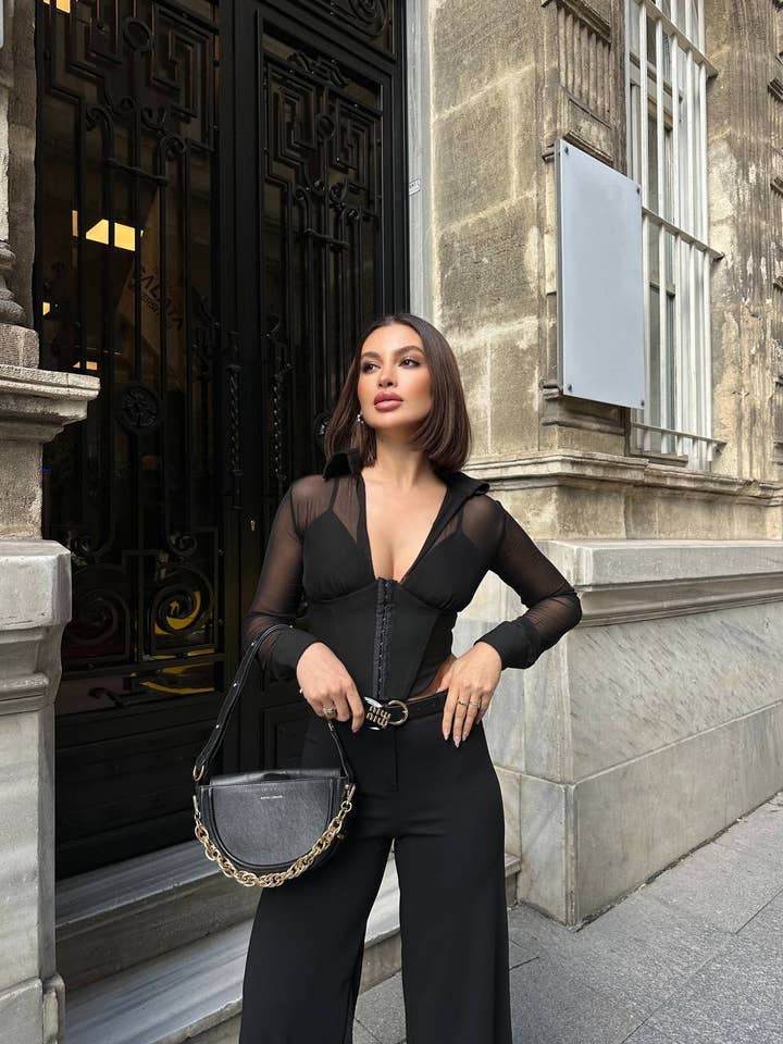 Standpoint Top - Wholesale Blouse - Women's - Sheer Elegance Top – Corset Bodice – Long Sleeve – 119213