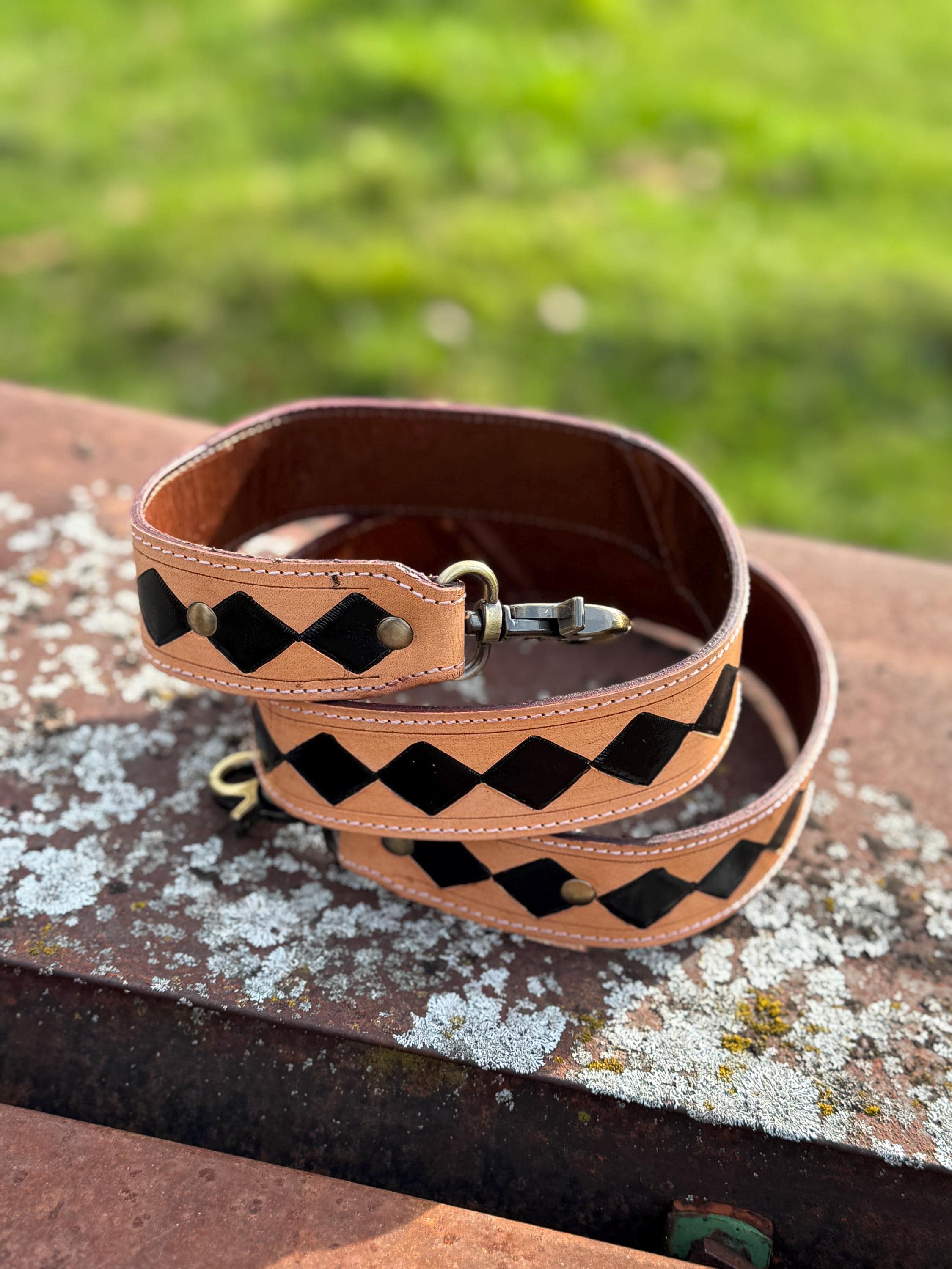 Double B Wild Rags - Venta al por mayor Bandolera - Mujer - Bolso de cuero genuino de vaca a cuadros en tonos marrones con flecos de Double B Wild Rags.2