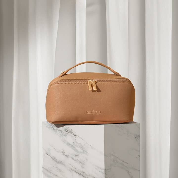 Maison Minimalist - Wholesale Makeup/Cosmetic Bag - SALY | Expandable Travel Makeup Bag5