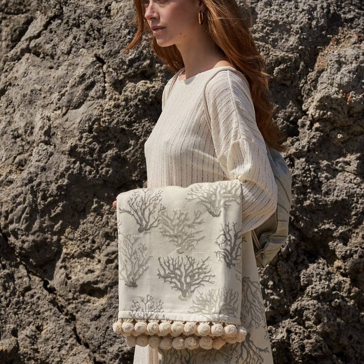 BUSATTI - Wholesale Tablecloth - Beach Towel Coralli cotton 100% with ponpon1