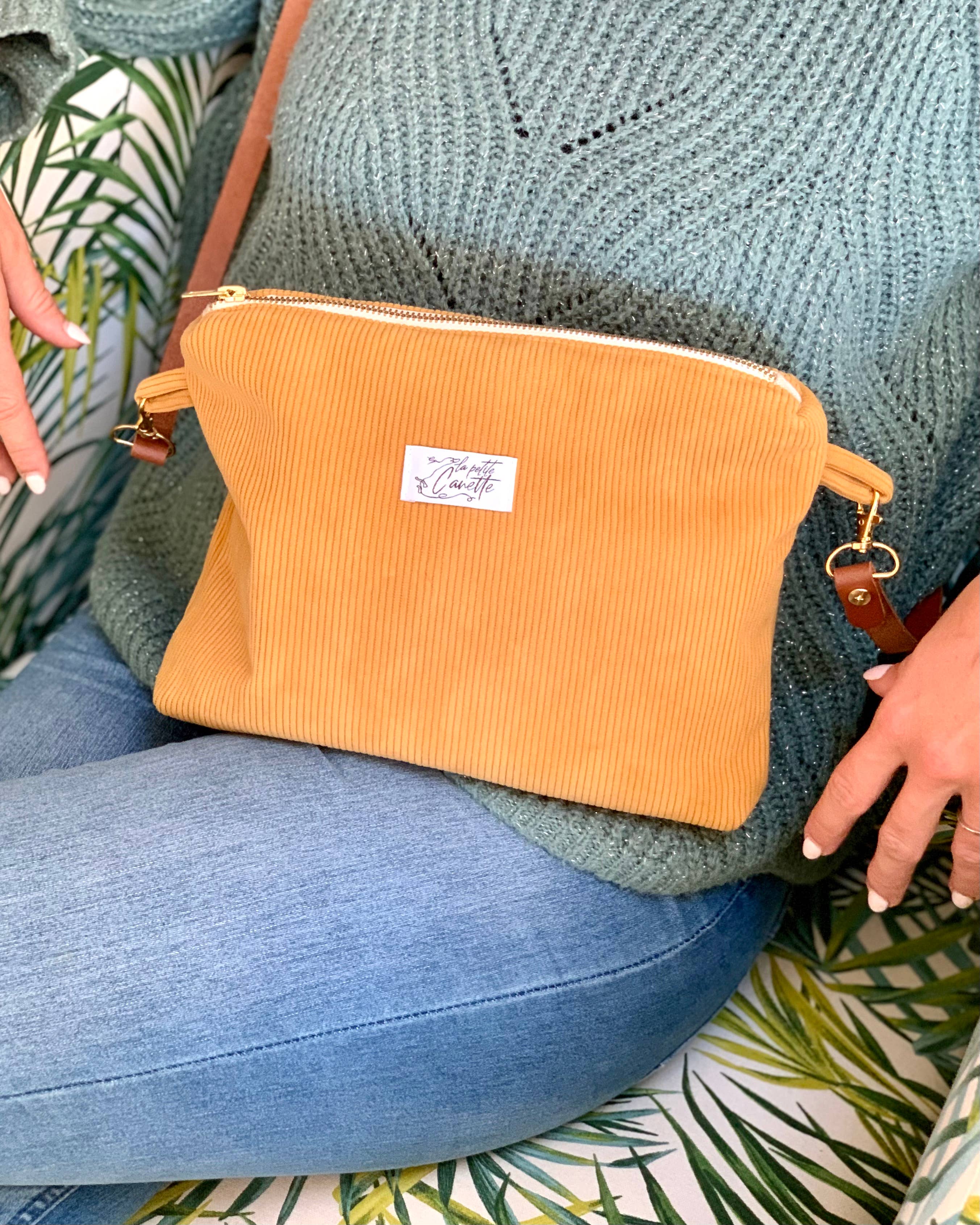 BARBE MELISSA EI - La petite canette - Vendita all'ingrosso Tracolla - Donna - Borsa a tracolla in velluto a coste8